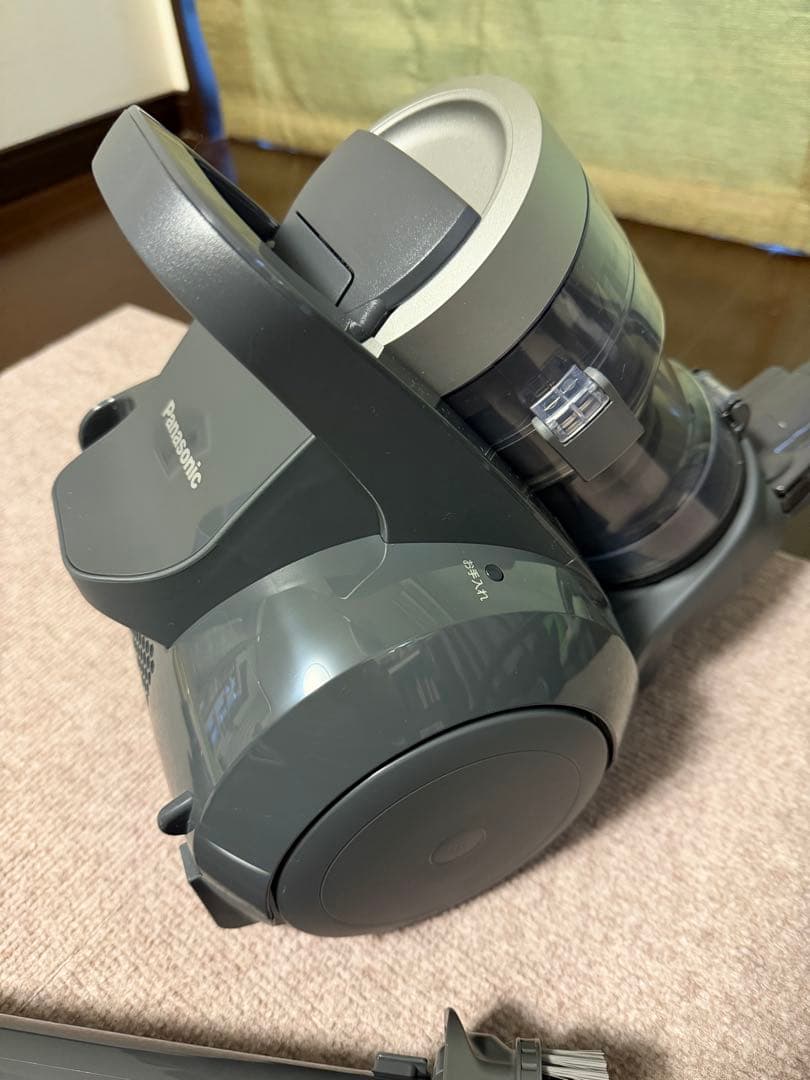 Panasonic サイクロン掃除機　MC-SR44K-A