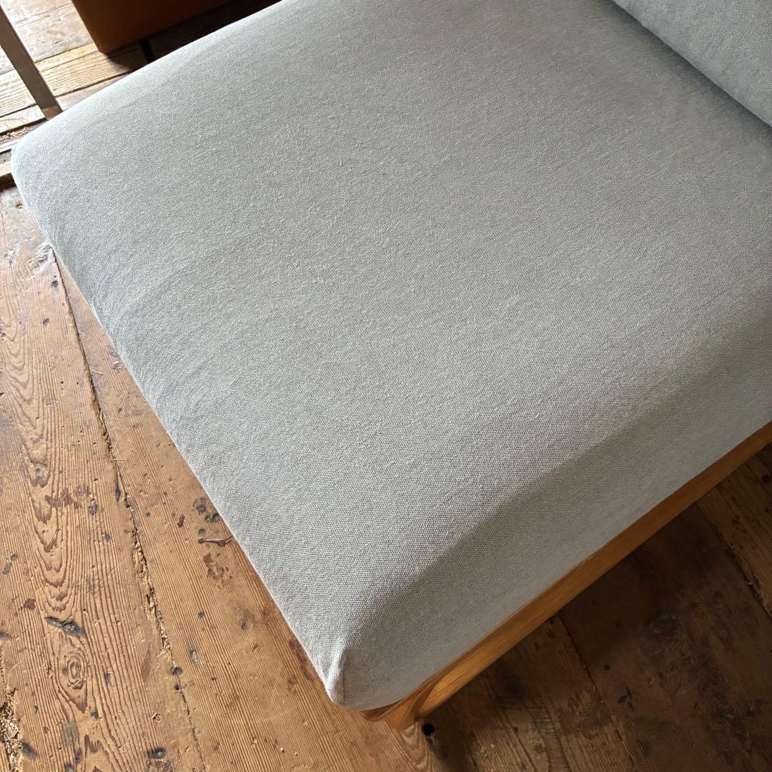 無印 リビングでもダイニングでも使えるソファチェア オーク材 2