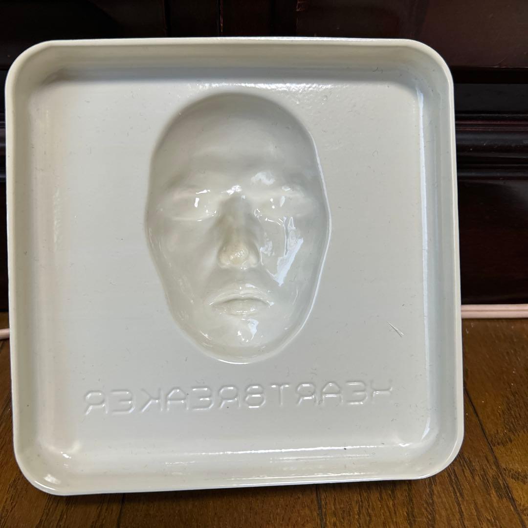 G-DRAGON　HEARTBREAKER CD・アートブック付き