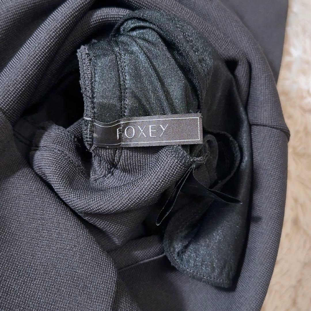 ハ*ー様 極美品ꕥフォクシーブティック グラシュー 白襟ワンピース 2WAY 3