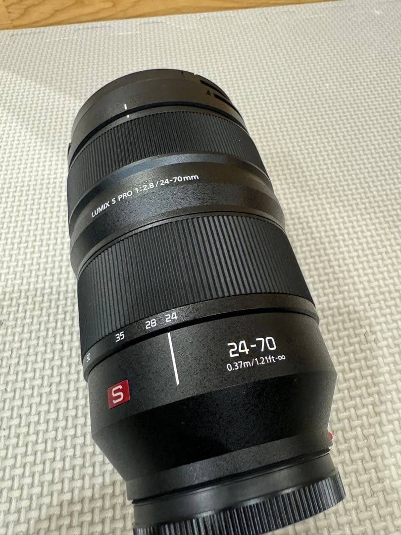 LUMIX S PRO 24-70mm f/2.8 ズームレンズ