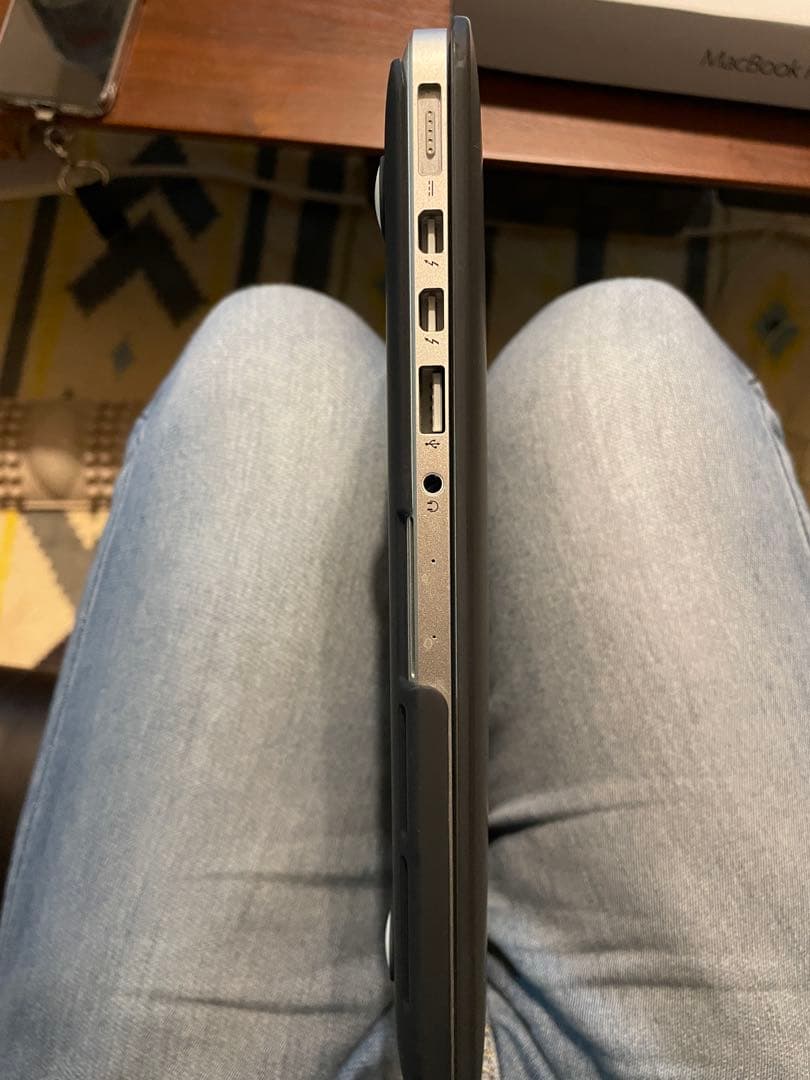 美品 Apple MacBook pro Retina 13inch