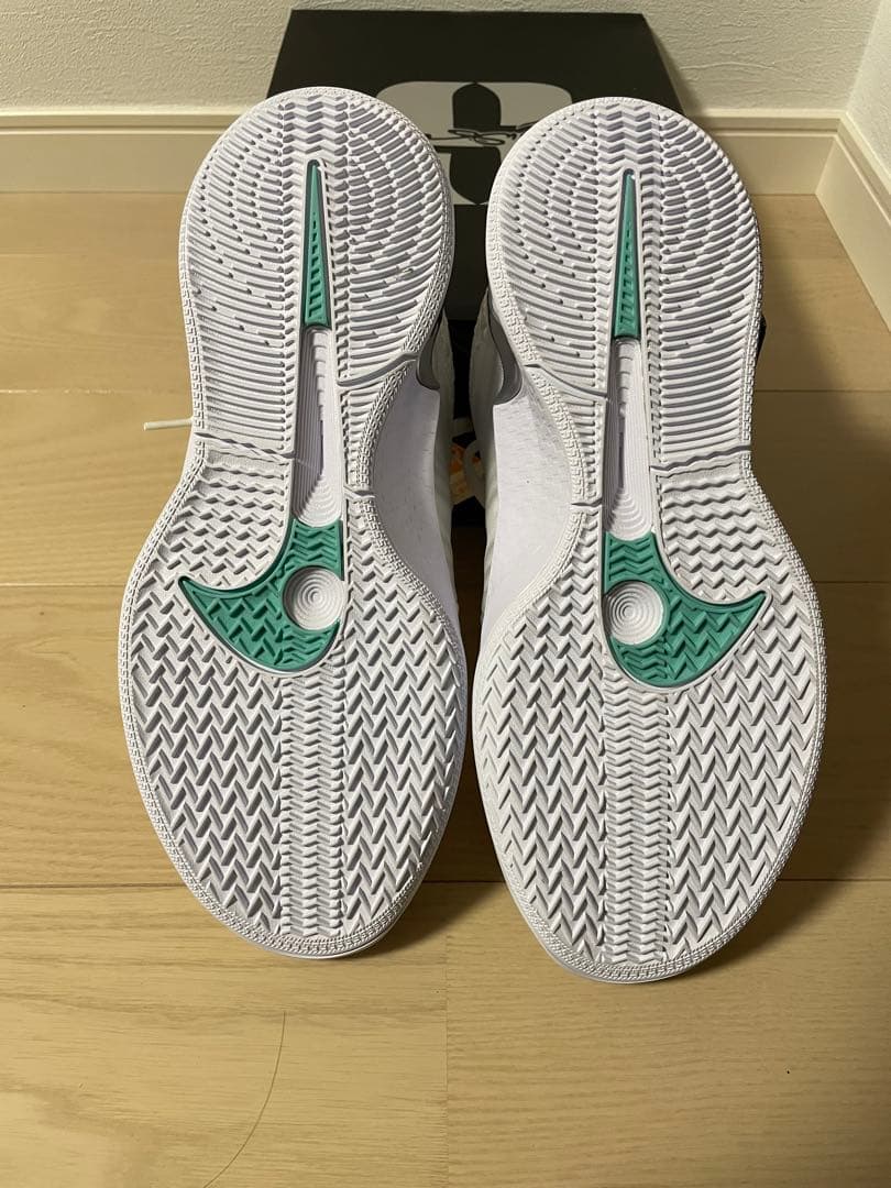 Sabrina Ionescu 2 ホワイト、シルバー