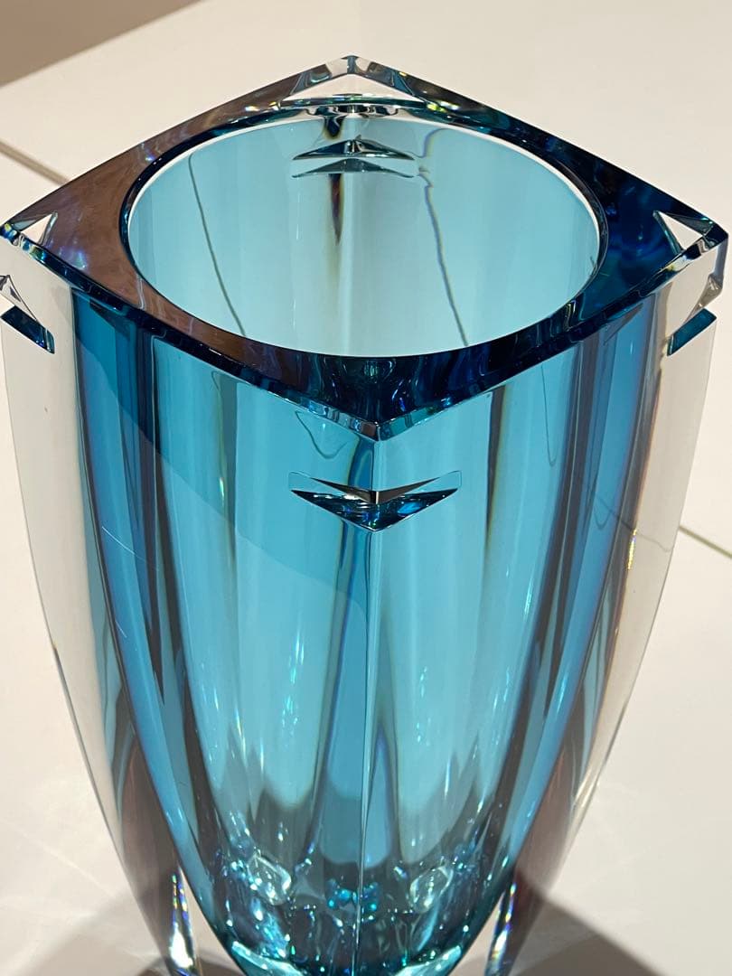 ウエッジウッド　花瓶