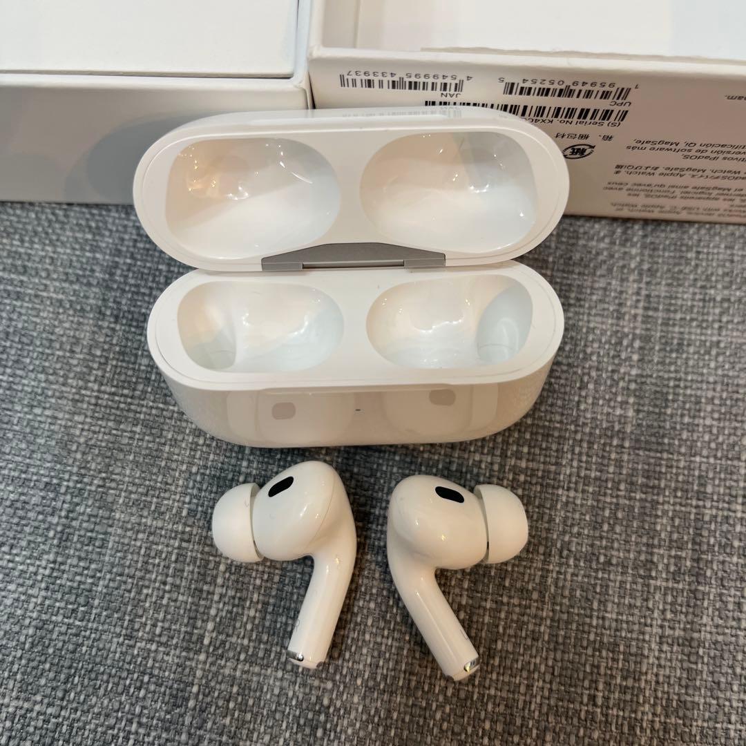 AirPods Pro (第2世代) 本体　⭐︎美品⭐︎➕オマケケース付き　送料無料