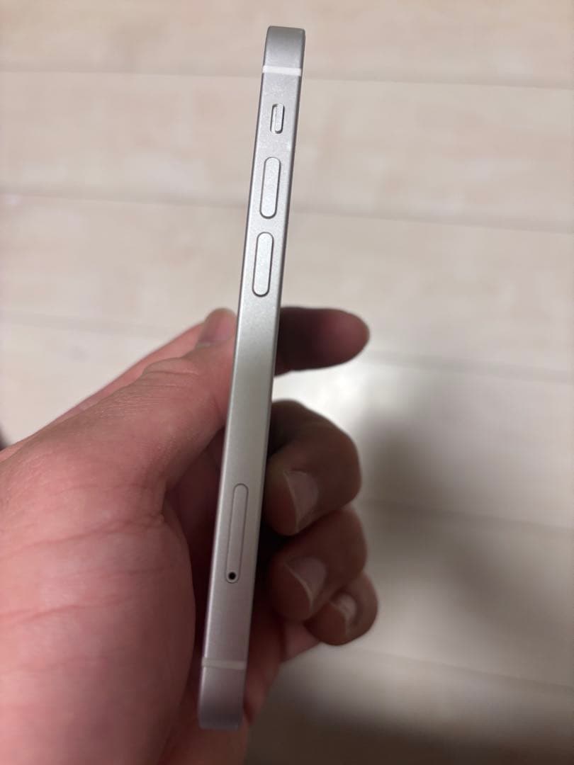 Apple iPhone 12 miniシルバー 本体