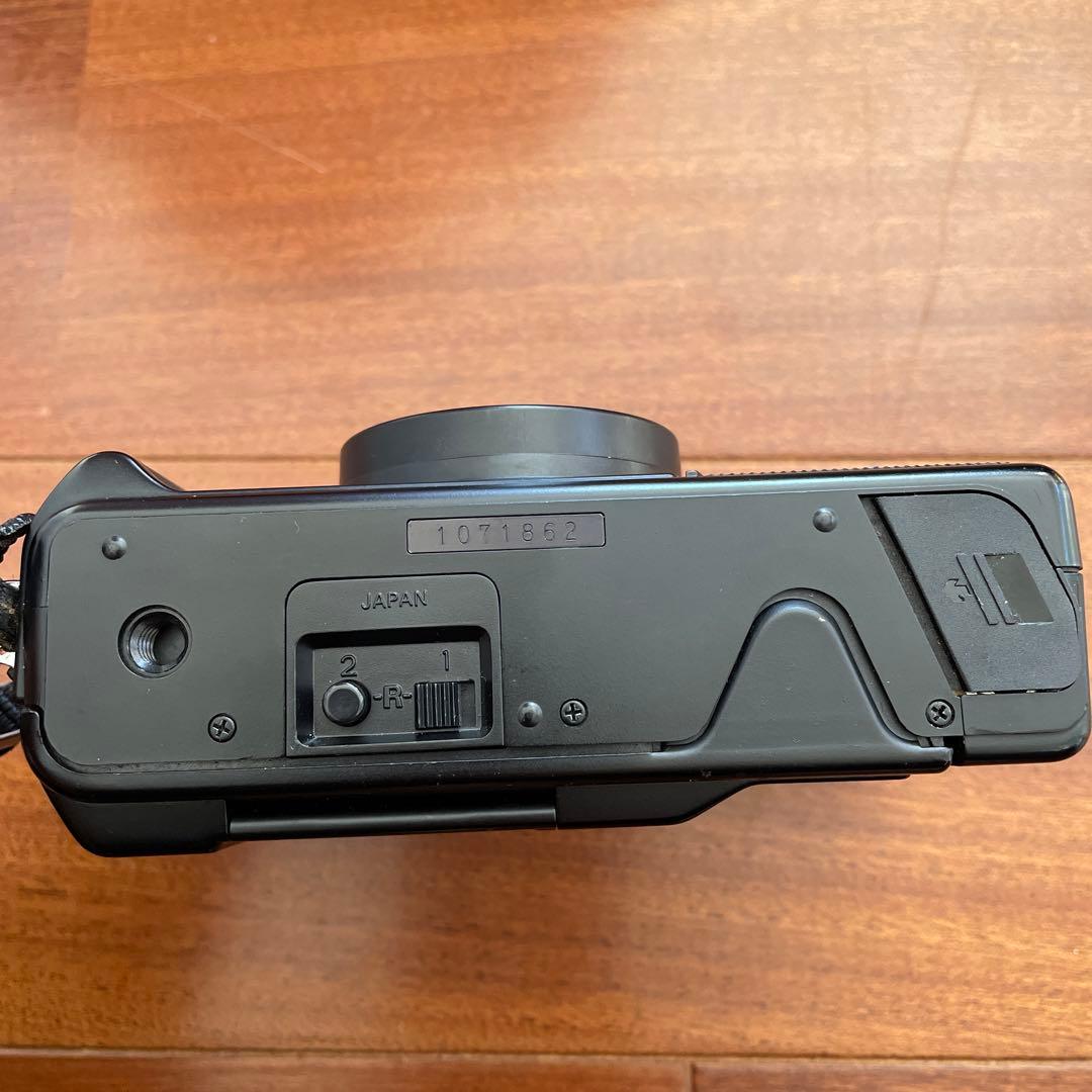 フィルムカメラ Nikon l35ad