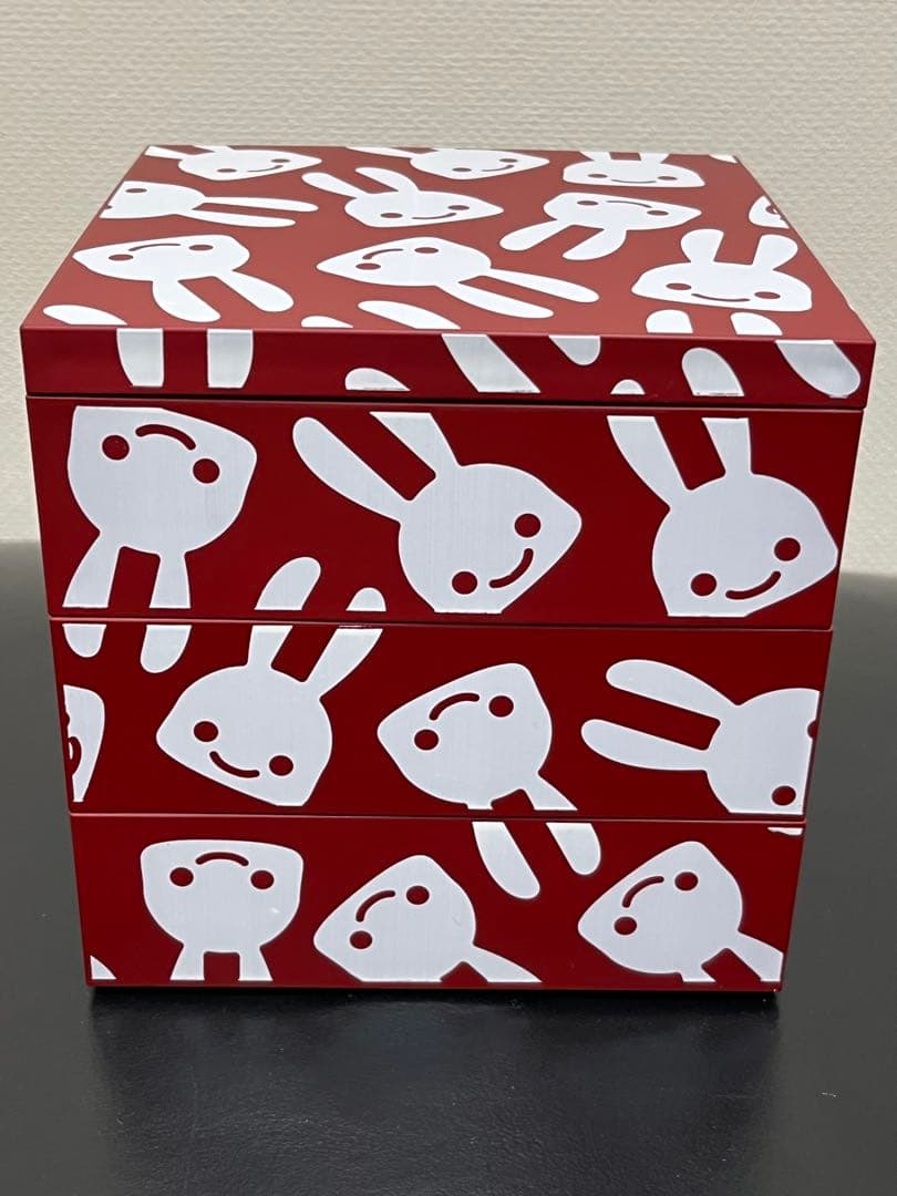 CUNE キューン　3段　重箱　希少　レア　レッド