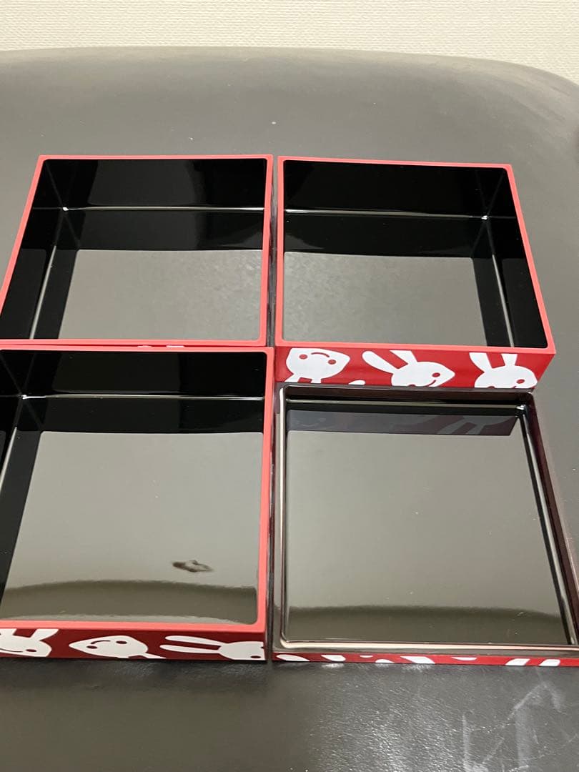 CUNE キューン　3段　重箱　希少　レア　レッド