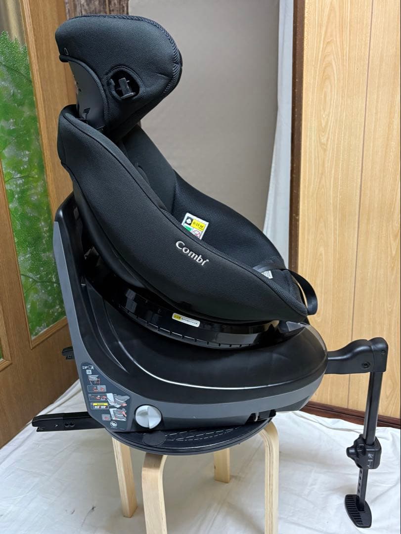 2025年購入 コンビ クルムーヴ コンパクト R129 エッグショック JS