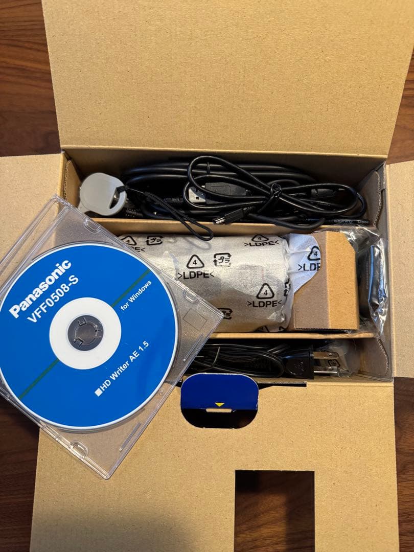 Panasonic HDC-TM350 64GB ビデオカメラ