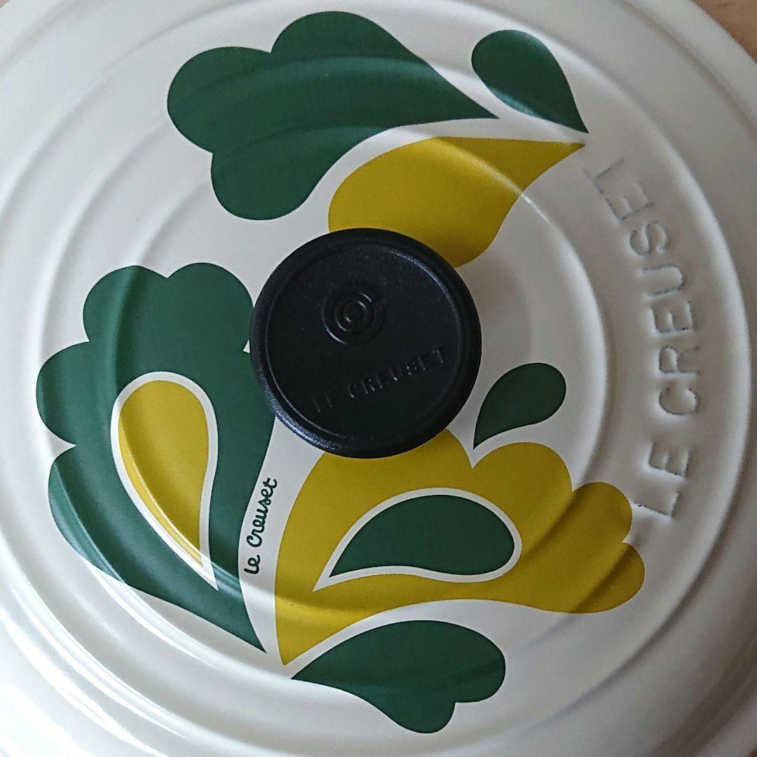 いく 【新品】LE CREUSET ビュッフェキャセロール 22