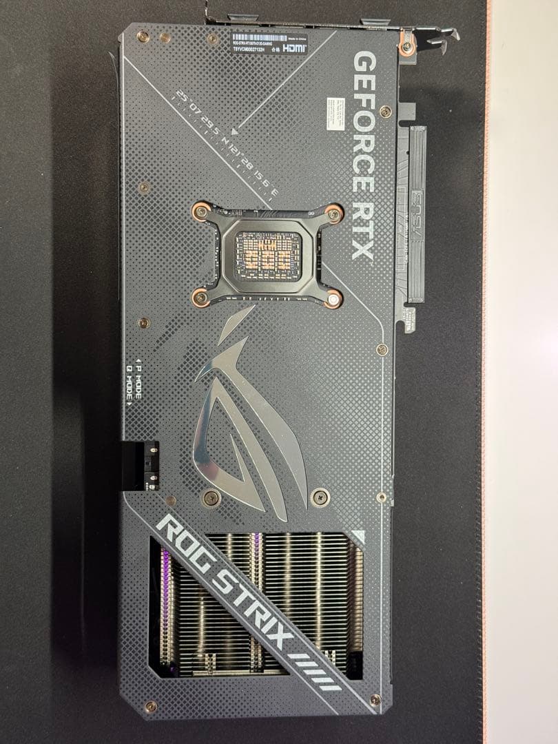 値段限定ASUS ROG STRIX RTX5070 OC 12GB GDDR7
