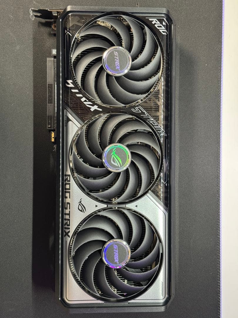 値段限定ASUS ROG STRIX RTX5070 OC 12GB GDDR7