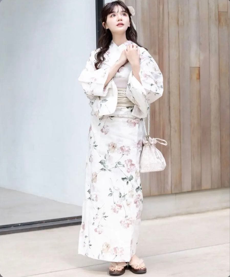 Dita花柄浴衣・帯セット 桜花色の浮世花