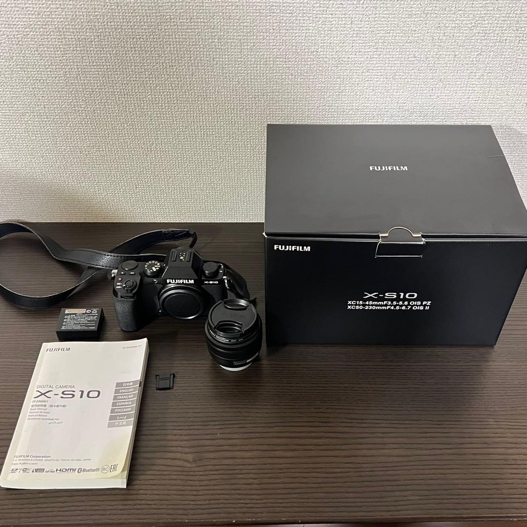 【美品】【レンズ付き】富士フイルム X-S10 XC15-45mm レンズキット
