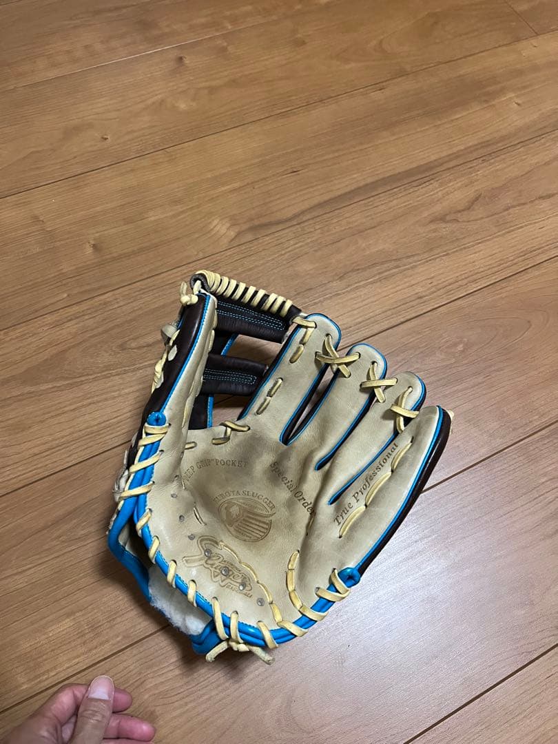特注 軟式野球グローブ 黒/青/ベージュ