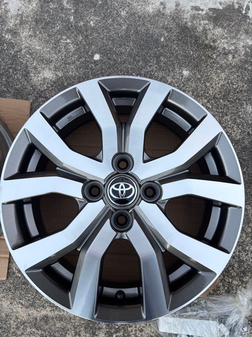 タンク　ルーミー純正アルミホイール4本セット