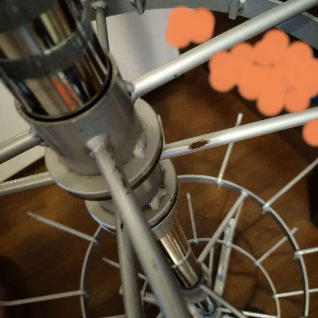 ★スチール製回転式小物掛けスタンド　キャスター付き送料無料