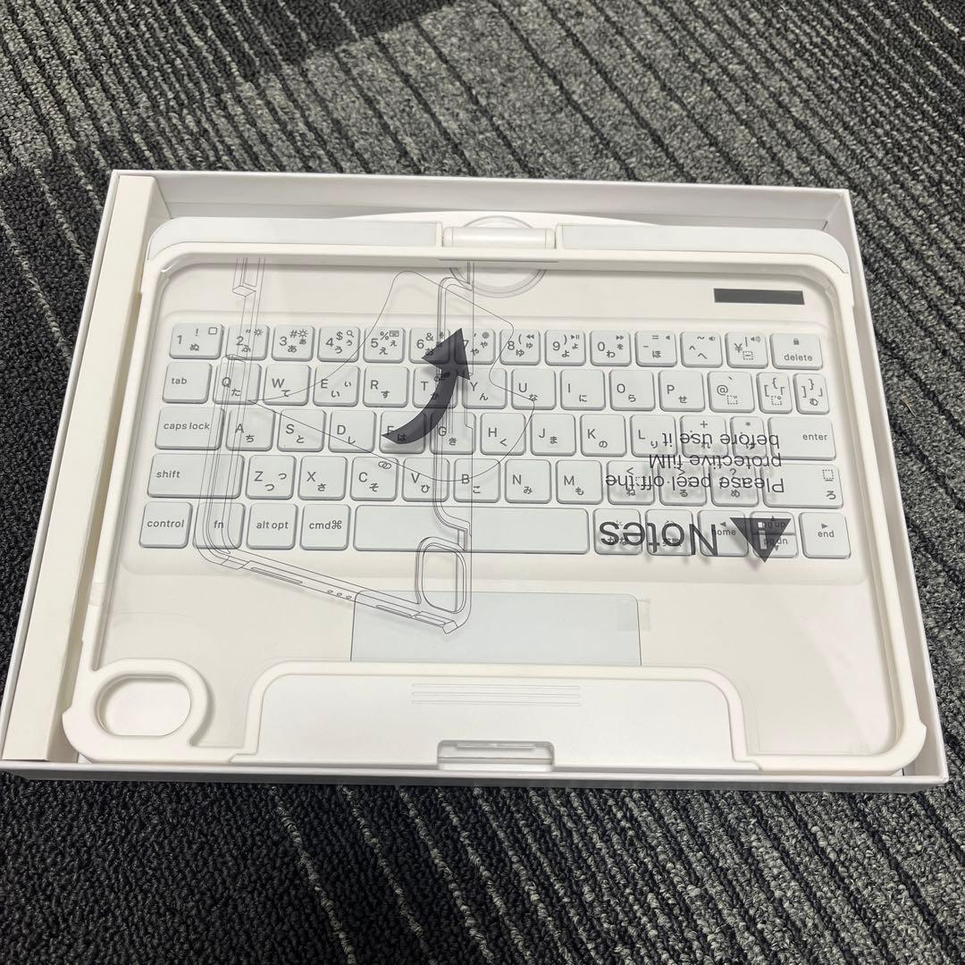 ホワイト キーボード付き第10世代iPadケース