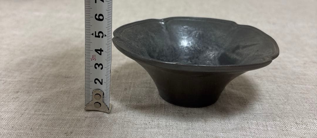 河合竜彦　レリーフ皿 3点　青灰花形鉢 1点　黒川登紀子　プレート　2枚