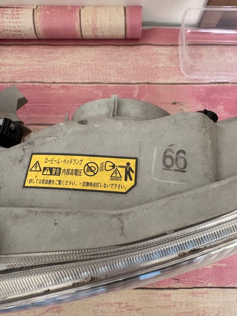 トヨタ純正ヘッドライト 左右セット　中古