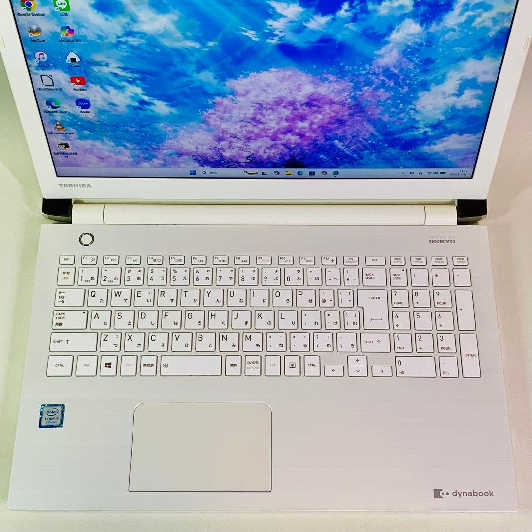 Core i7✨7500U✨7世代✨SSD256GB✨オフィス✨ノートパソコン