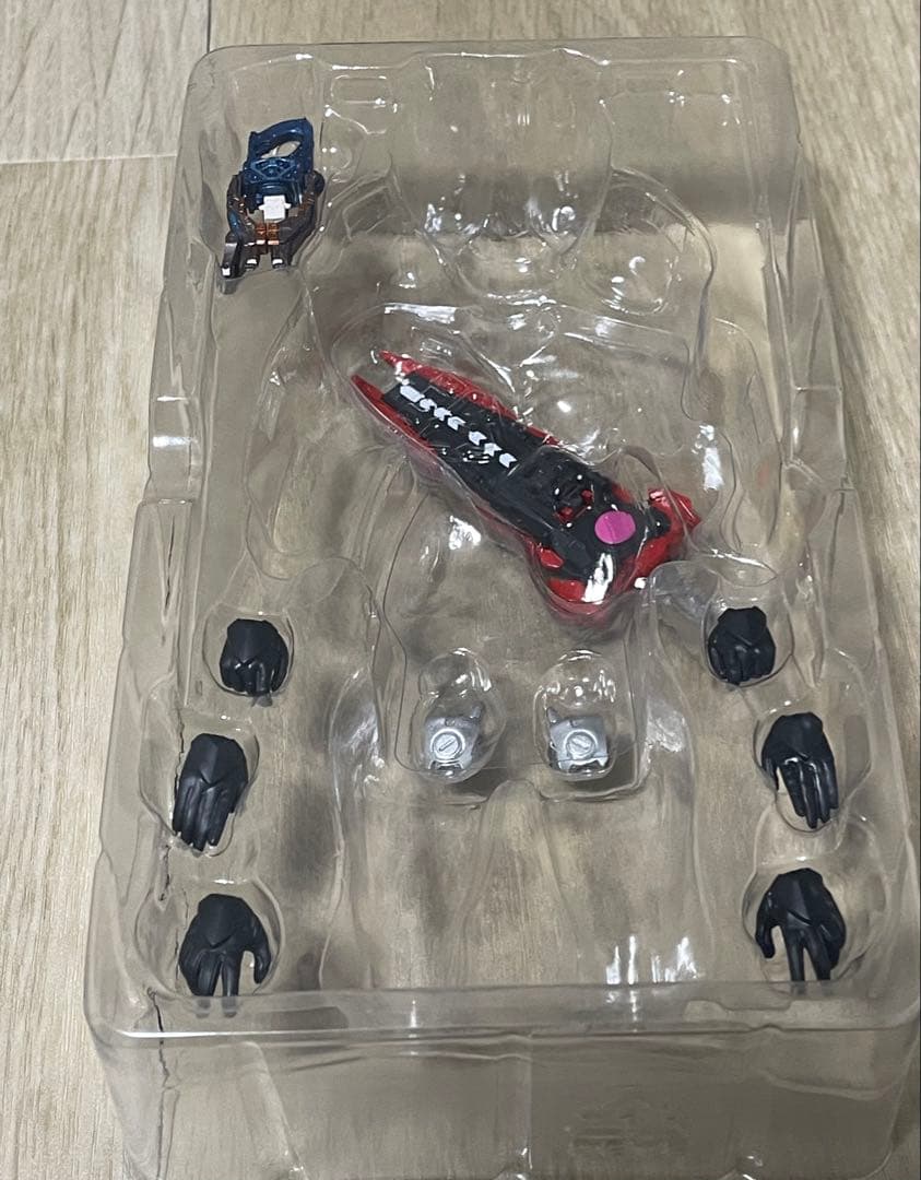 S.H.Figuarts 仮面ライダーヴァレン