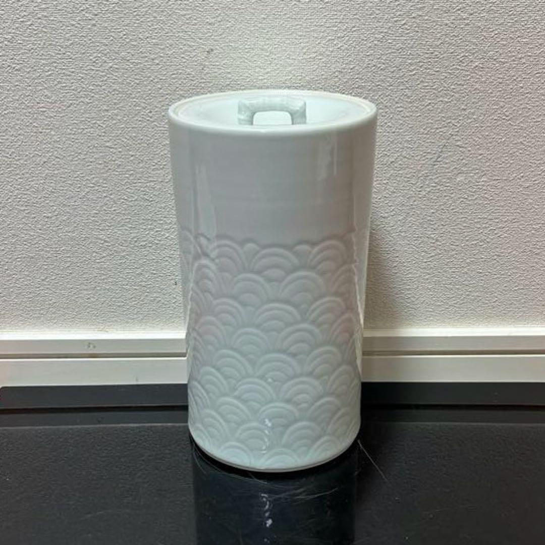 白磁彫刻細水指　茶道具懐石茶箱鵬雲斎坐忘斎淡々斎即中斎而妙斎棗水指茶碗香合棗