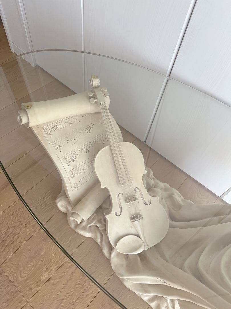 ロココ朝　イタリア家具　バイオリンデザイン センターテーブル　アンティーク調