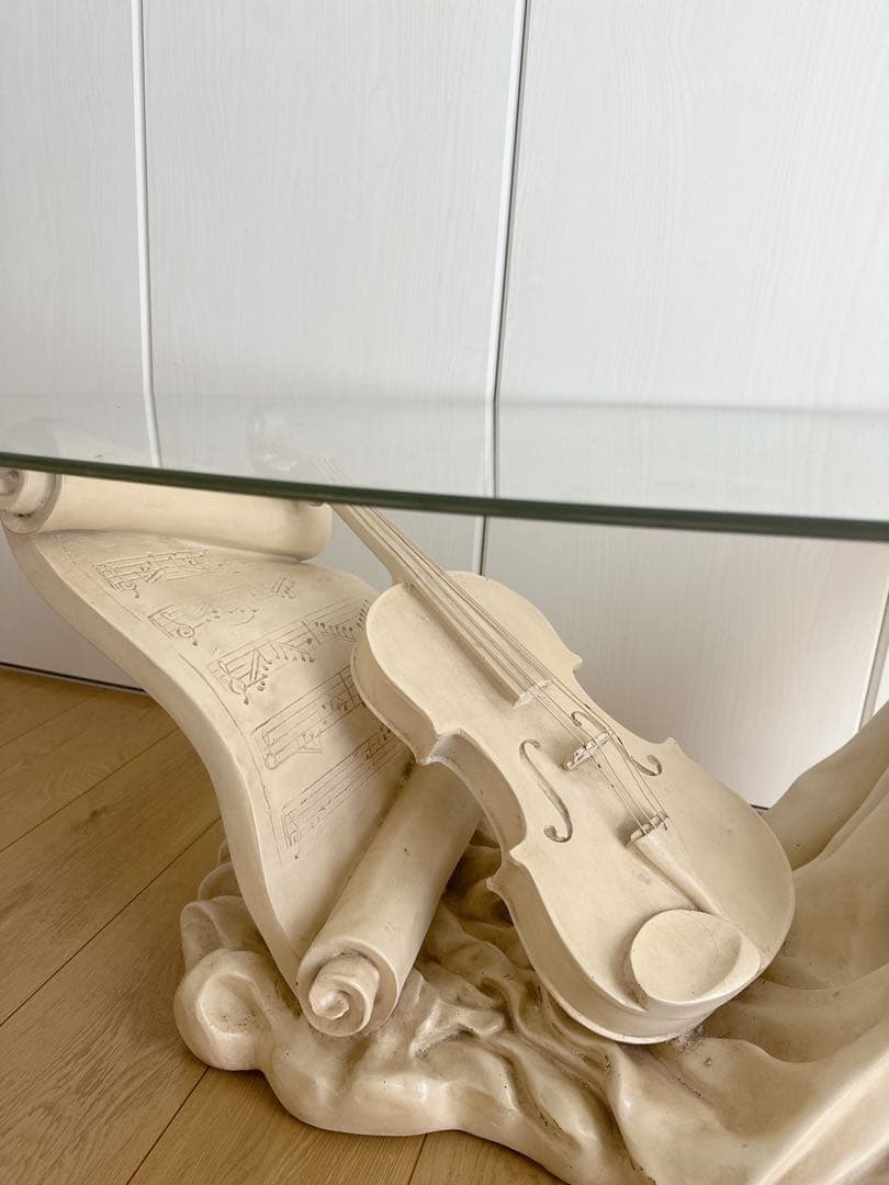 ロココ朝　イタリア家具　バイオリンデザイン センターテーブル　アンティーク調