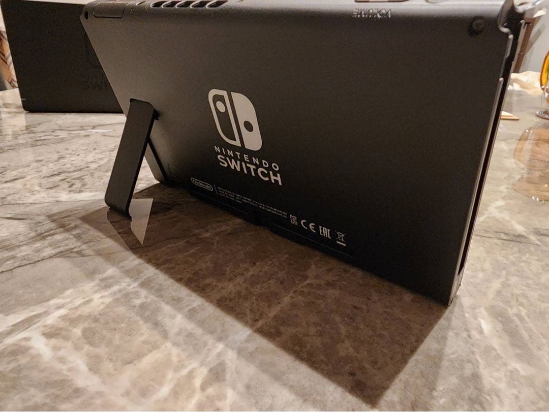 【ジャンク品、箱付き】Nintendo Switch 本体