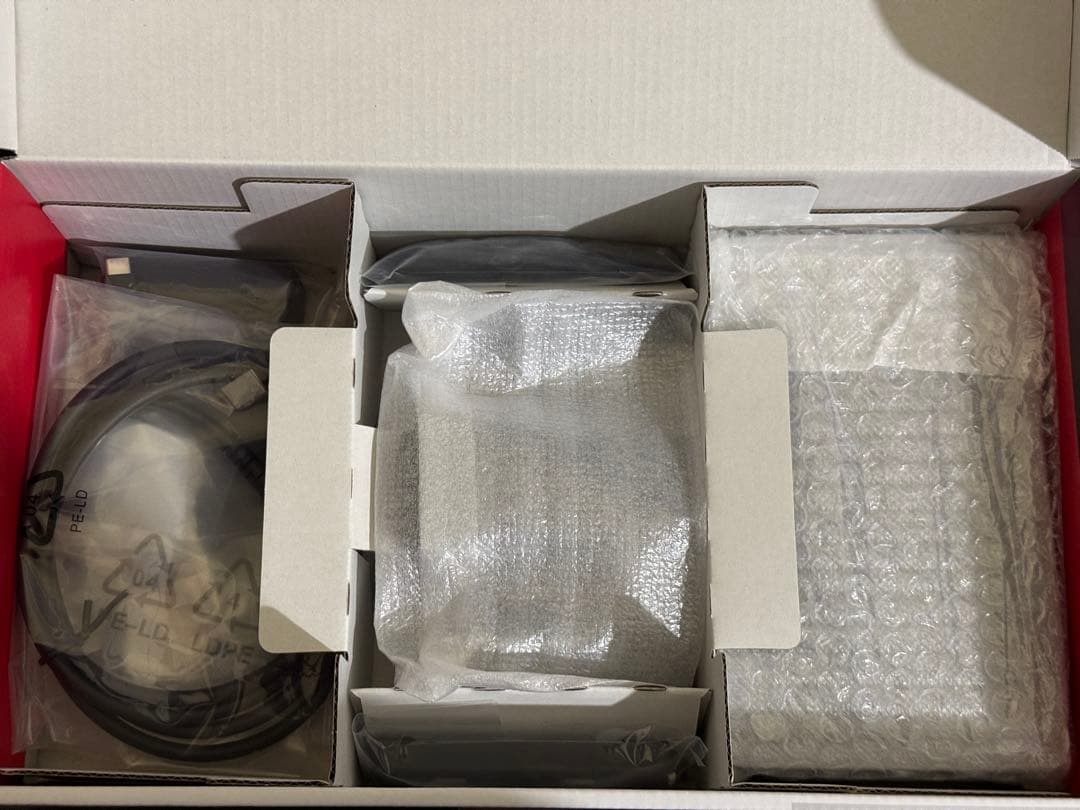 【お得セット】Nintendo Switch本体、プロコン、ケース