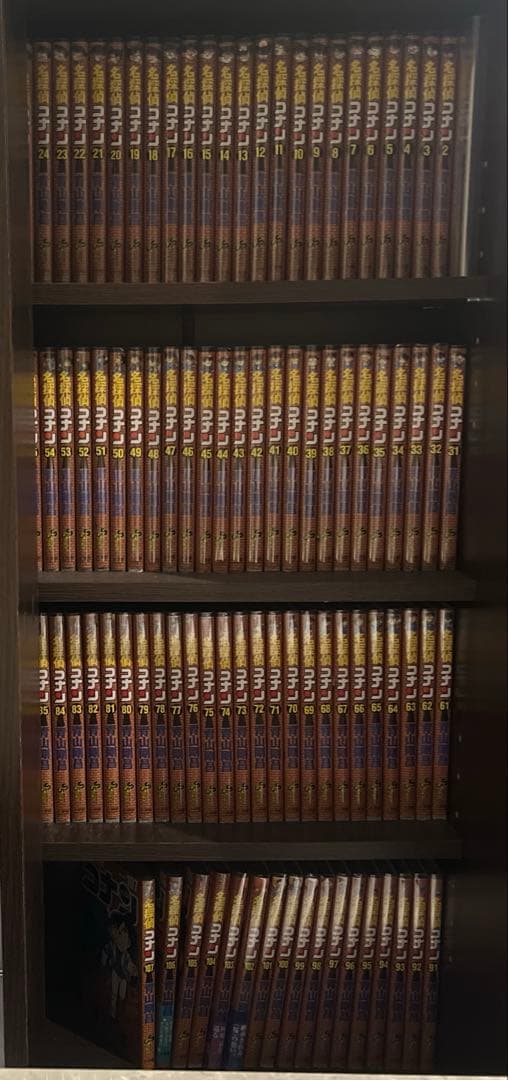 名探偵コナン　1-107 最新巻　全巻セット　ほぼ新品　カバー付き　美品