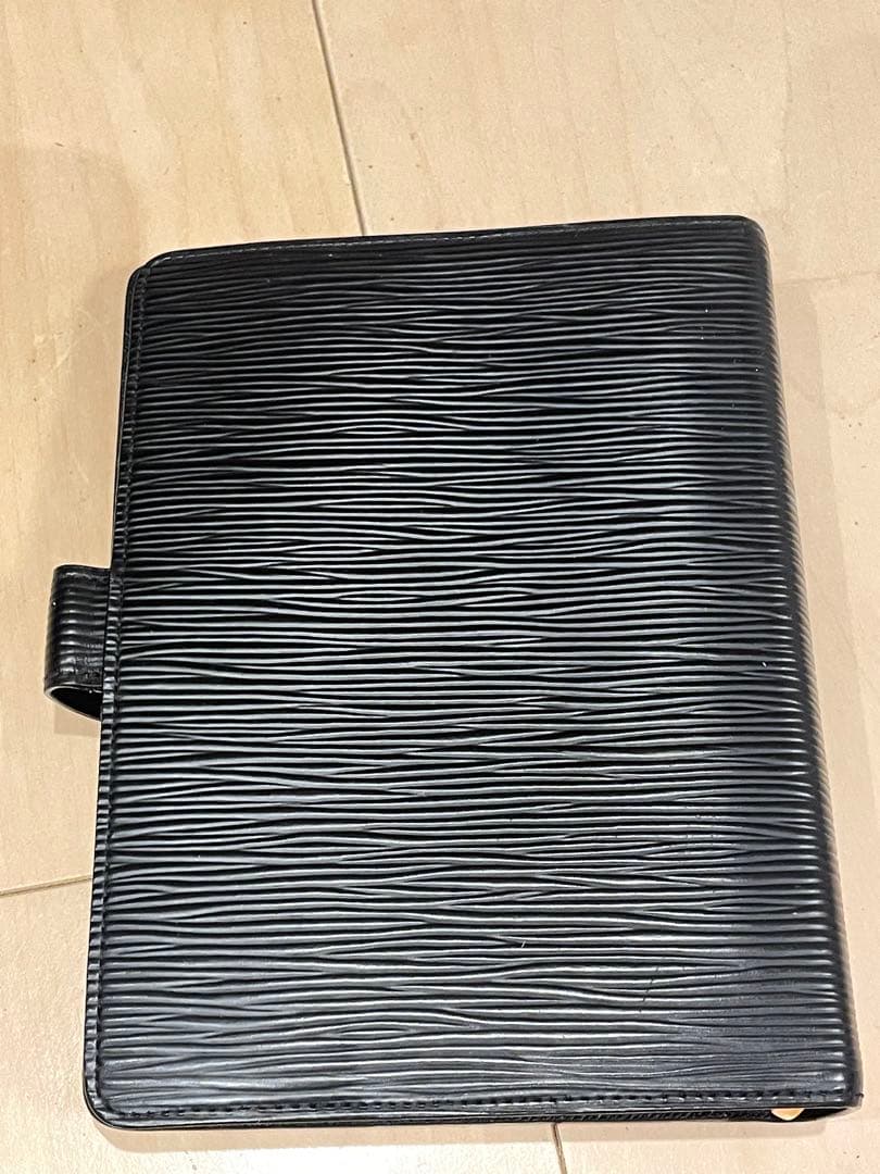 ⚠️ゆなルイヴィトン　アジェンダMM　エピ　ノワール　黒　手帳カバー