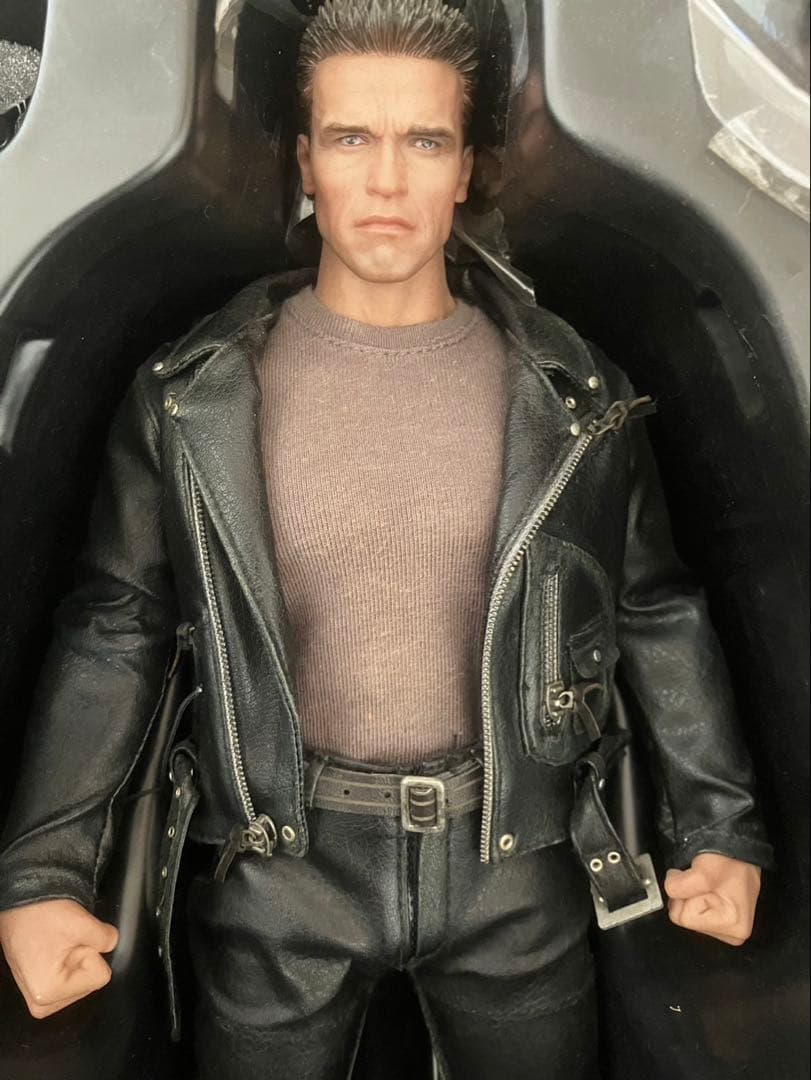 ホットトイズ　ターミネーター　T-800 中古