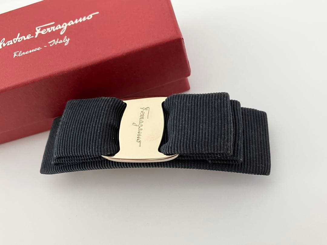 Salvatore Ferragamo フェラガモ リボンバレッタ