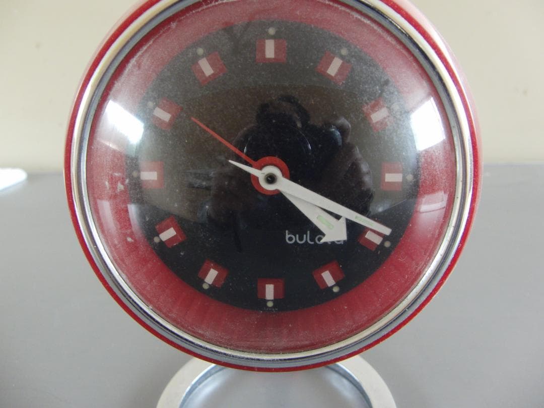 ７０’S　BULOVA　アラーム目覚まし時計
