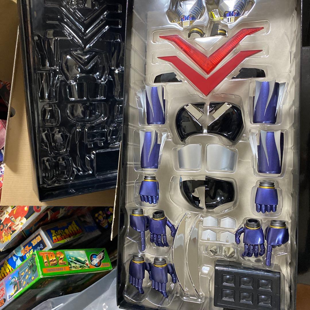 ともです。 DX超合金 魂　グレートマジンガー【小さい剣のみ１つ無し】