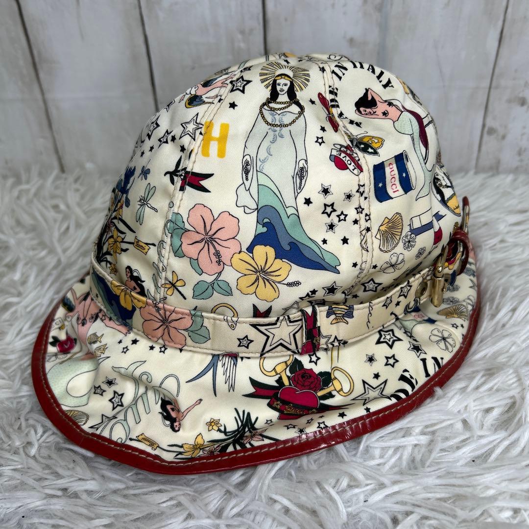 希少　GUCCI バケットハット　プリント　ビーチ　総柄　ホワイト　レッド　帽子