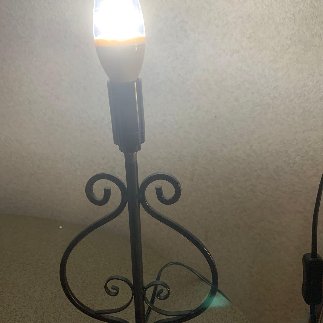 アンティーク　木に電気スタンド