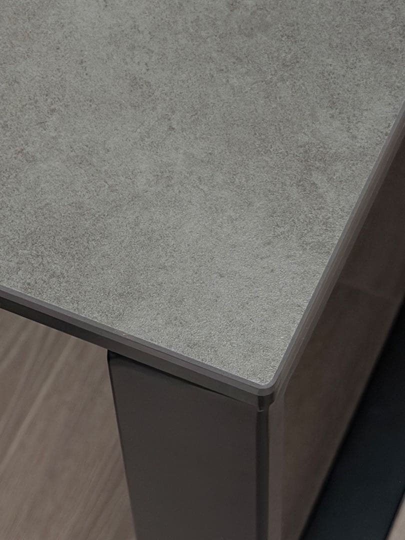 【nagi.】セラミック製ダイニングテーブル