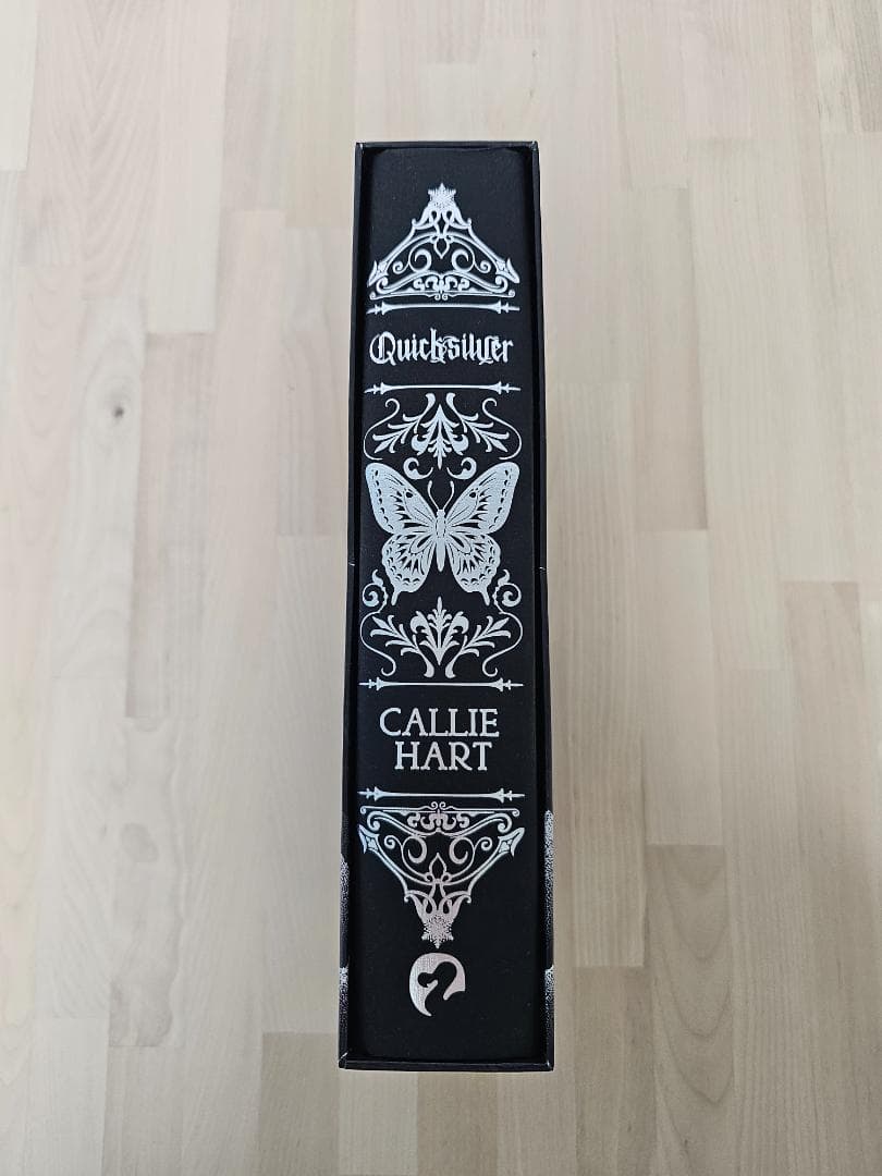 Quicksilver Callie Hart サイン入 限定1500