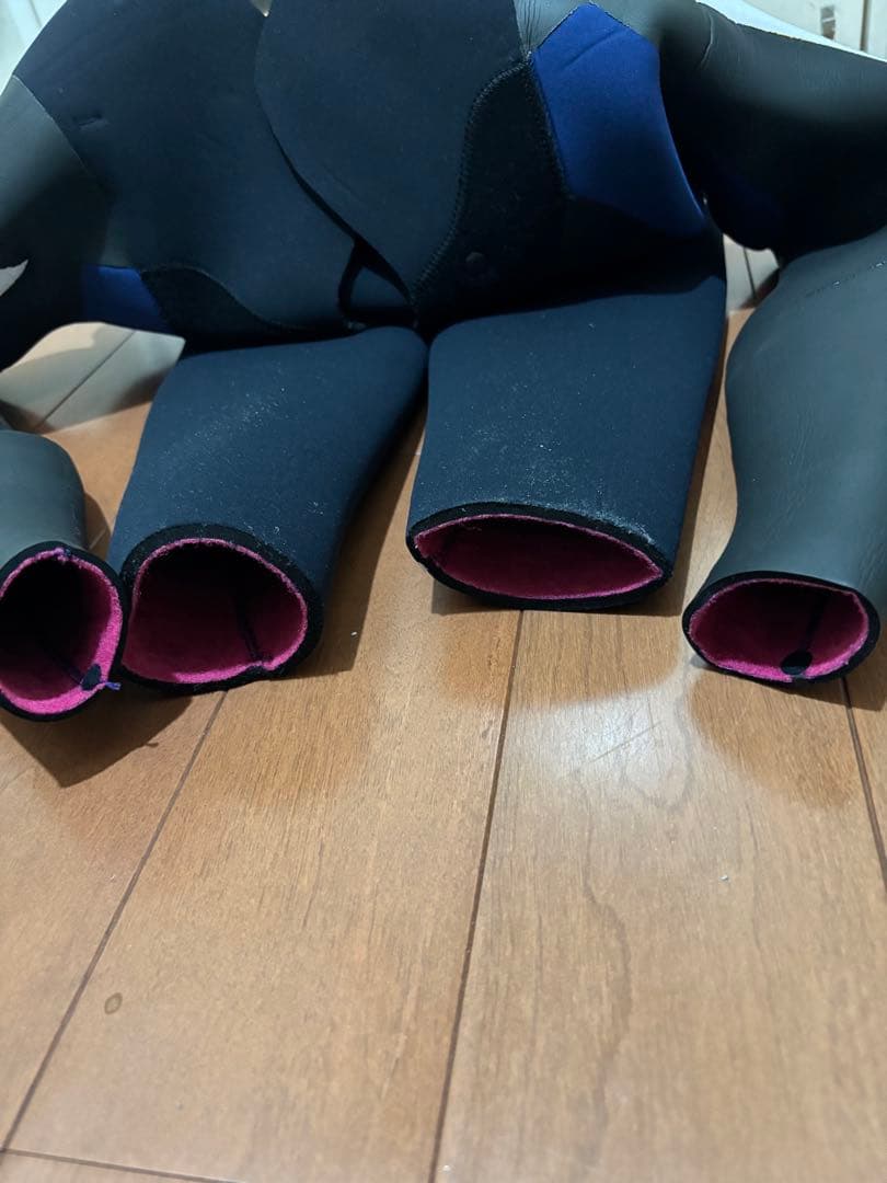 入水少なめ！　SAVERCROSS　セイバークロス　セミドライ　ウェットスーツ