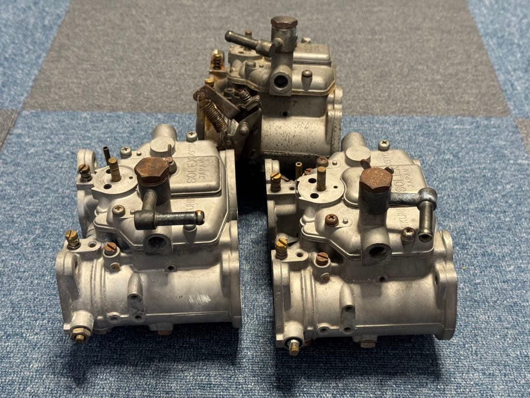 く*む様 SOLEX 40パイ ミクニキャブレター 3型3基　　　当時物 旧車部