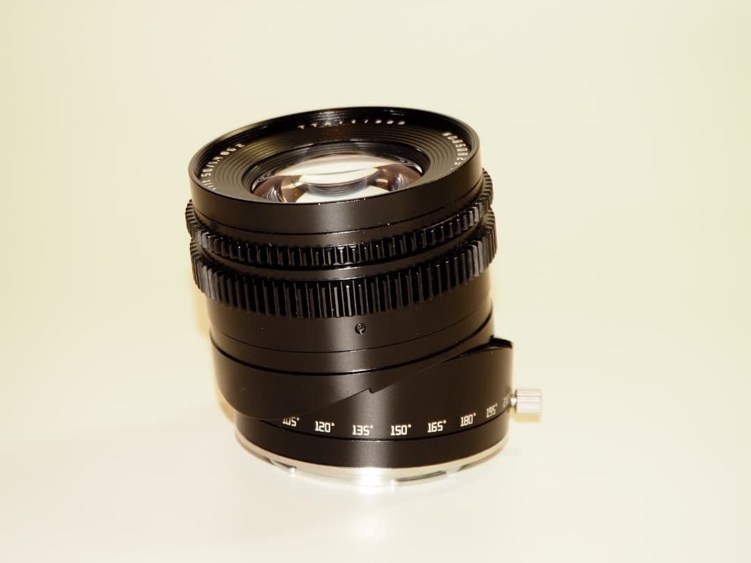 銘匠光学 TTArtisan 50mm F1.4 チルトレンズ Lマウント