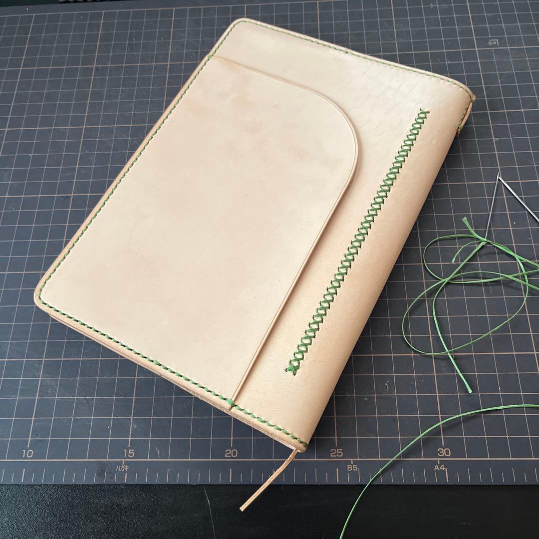 ヌメ革のA5サイズ 手帳カバー117 ペンケース65