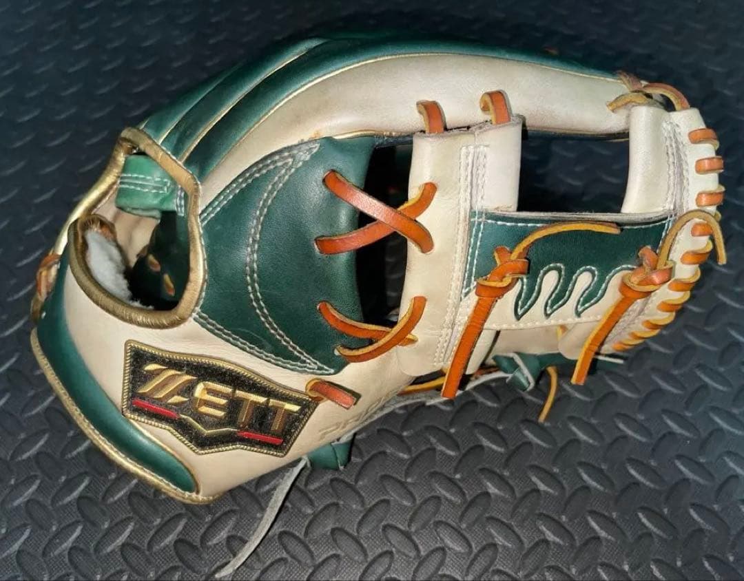 「即戦力」　ZETT 今宮モデル　限定モデル　グローブ　薬指リング付き