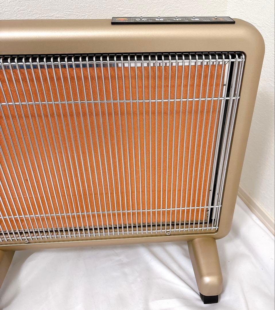 【良品】サンルミエ　遠赤外線パネルヒーター　エクセラ7 N700L-GR