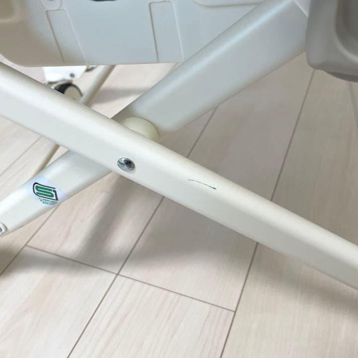 コンビ　ネムリラ4キャス　オートスイングlotta 赤ちゃん本舗特別仕様